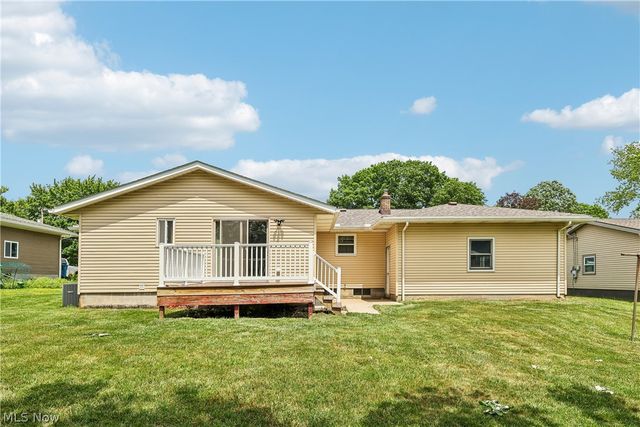 2758 Shellhart Road, Norton, OH 44203