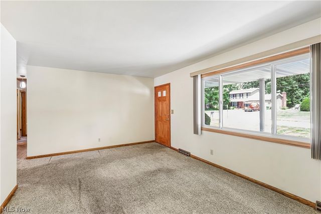2758 Shellhart Road, Norton, OH 44203