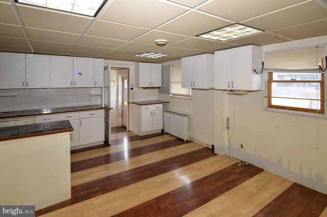 40 LANSING AVE, Hamilton, NJ 08619