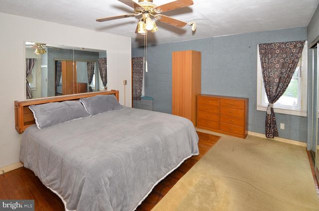 40 LANSING AVE, Hamilton, NJ 08619