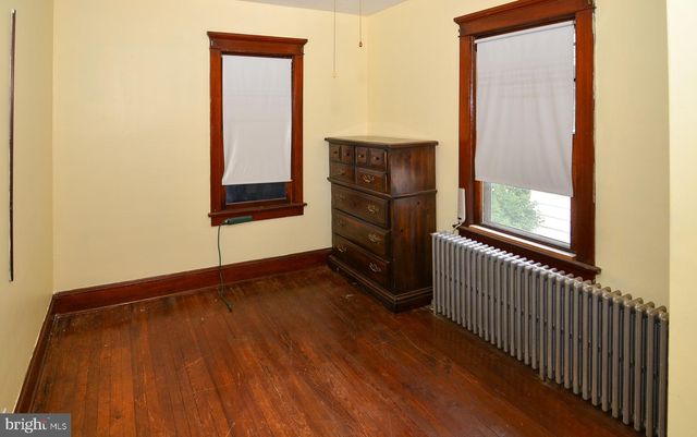 40 LANSING AVE, Hamilton, NJ 08619