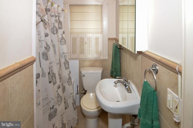 40 LANSING AVE, Hamilton, NJ 08619