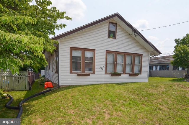 40 LANSING AVE, Hamilton, NJ 08619