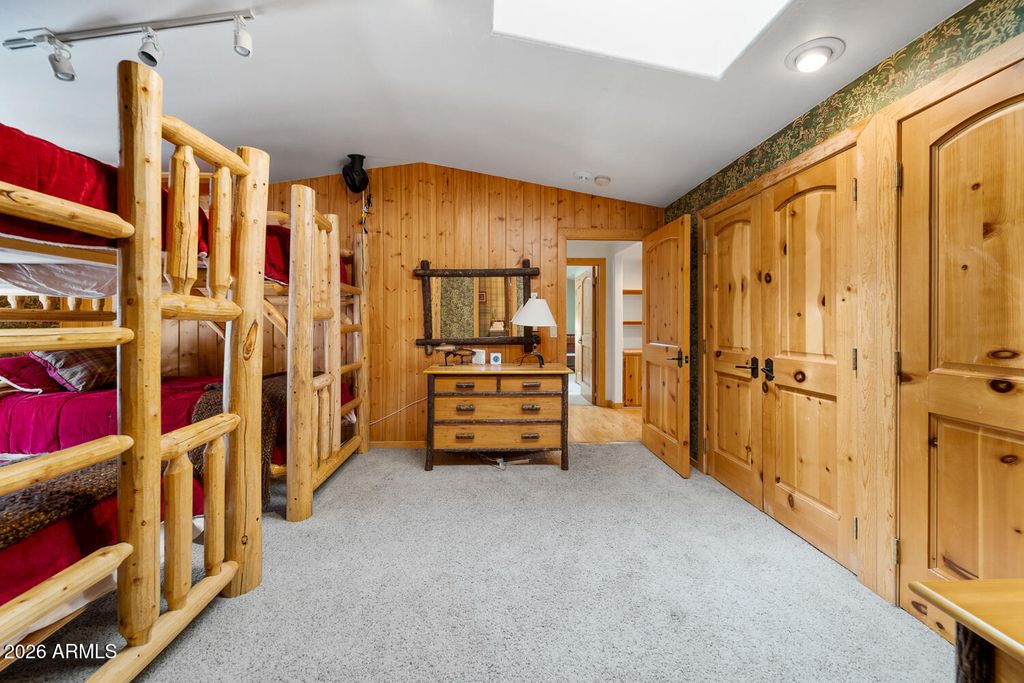 Image 32 of property listing at 2539 BUTTERFLY Lane, Pinetop, AZ 85935