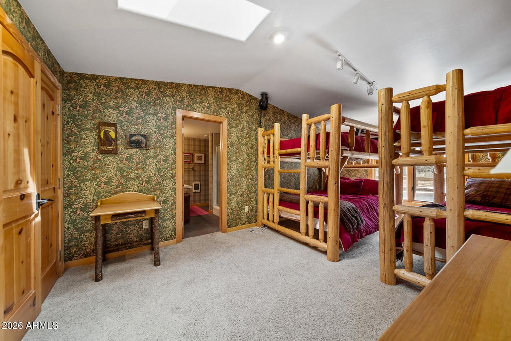 Image 33 of property listing at 2539 BUTTERFLY Lane, Pinetop, AZ 85935