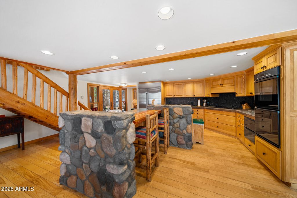 Image 36 of property listing at 2539 BUTTERFLY Lane, Pinetop, AZ 85935