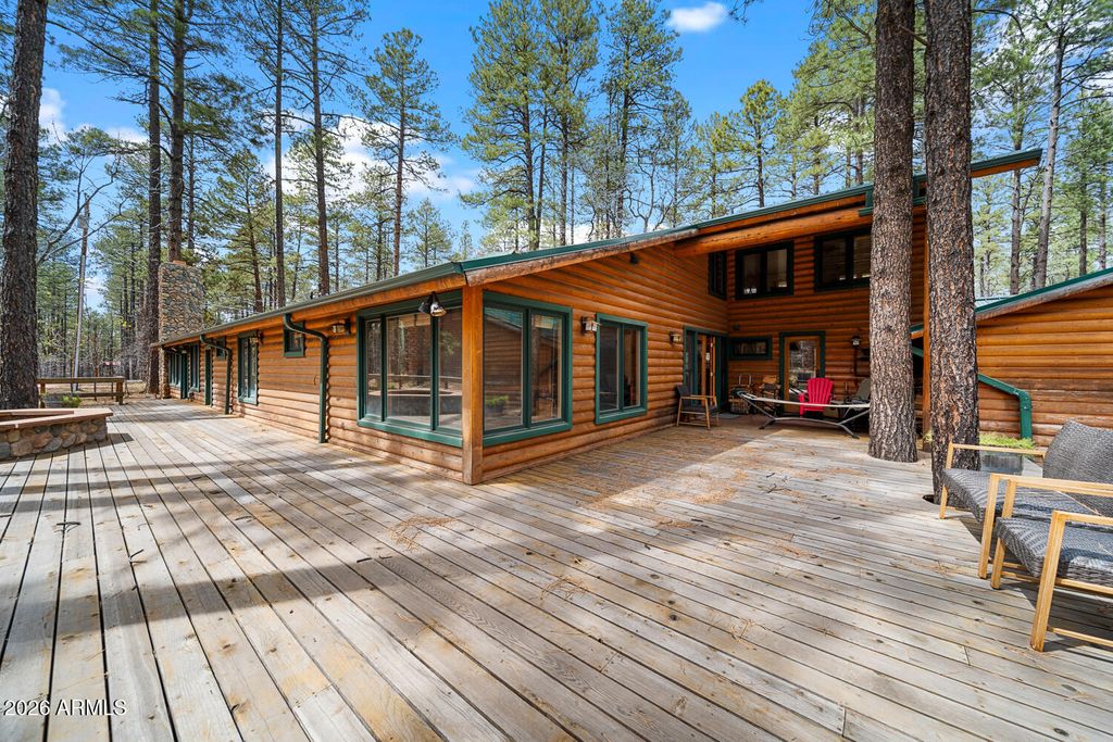 Image 55 of property listing at 2539 BUTTERFLY Lane, Pinetop, AZ 85935