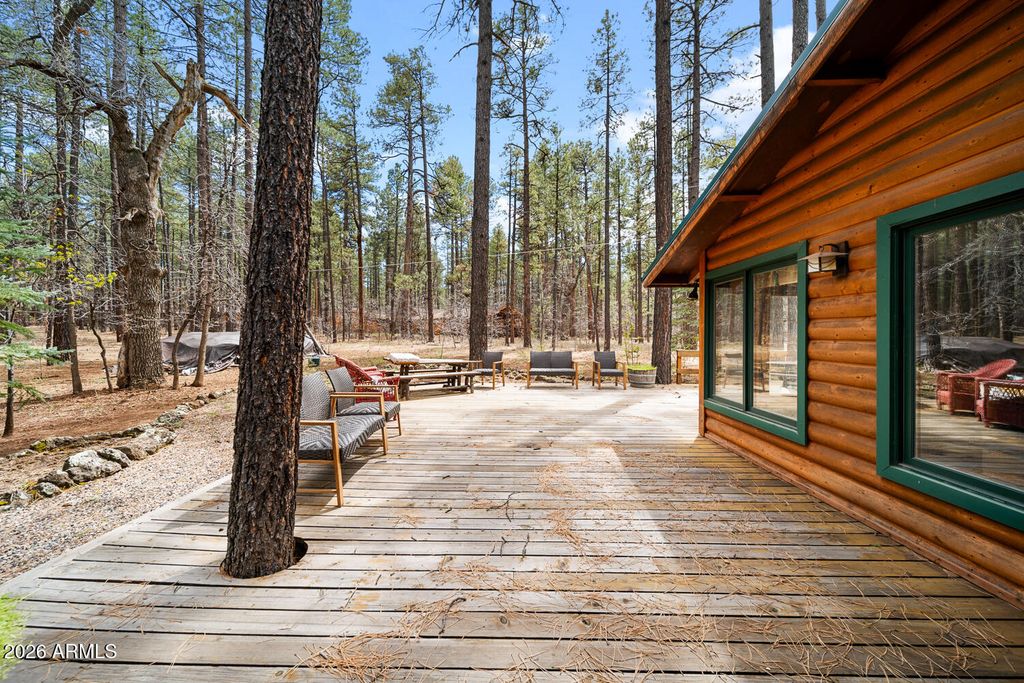 Image 56 of property listing at 2539 BUTTERFLY Lane, Pinetop, AZ 85935