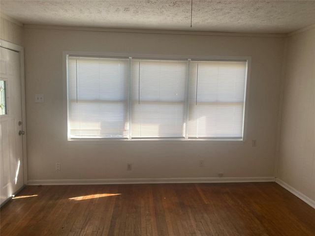 1021 Nottingham Drive, Angleton, TX 77515