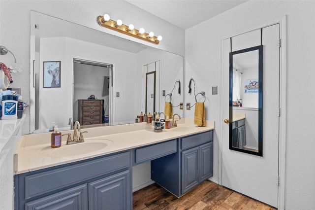 250 Wellington Trail, Weatherford, TX 76085