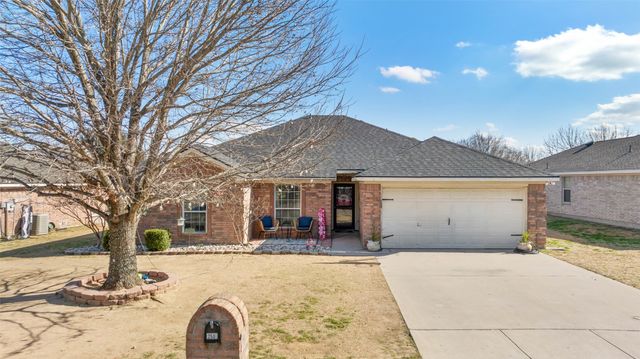 250 Wellington Trail, Weatherford, TX 76085