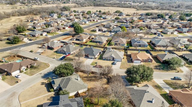 250 Wellington Trail, Weatherford, TX 76085