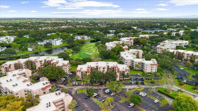 9501 Seagrape Dr 102, Davie, FL 33324