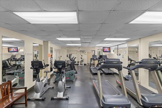 9501 Seagrape Dr 102, Davie, FL 33324