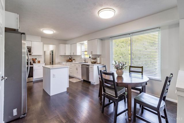 8049 Plantation Drive, West Chester, OH 45069