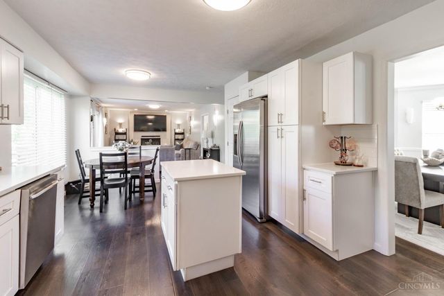8049 Plantation Drive, West Chester, OH 45069