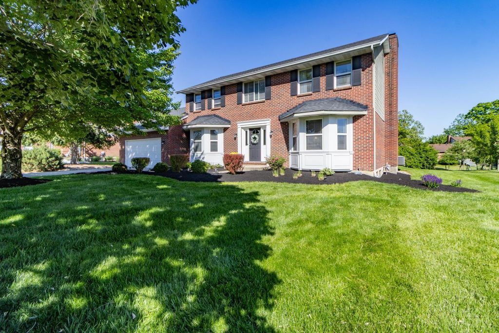 8049 Plantation Drive, West Chester, OH 45069