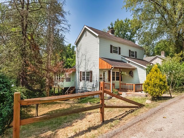 108 CENTER ST, Braddock Hills, PA 15221