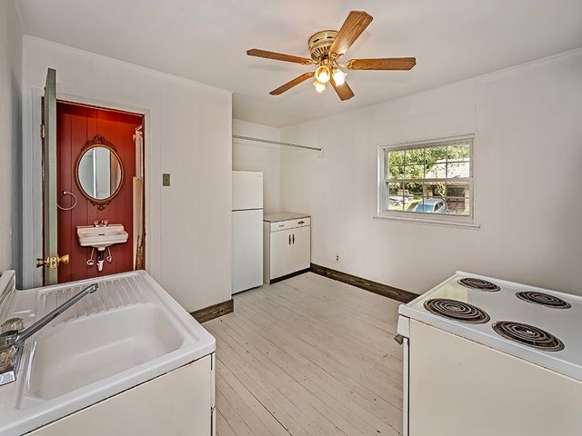 108 CENTER ST, Braddock Hills, PA 15221