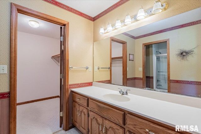 5897 COUNTRY MEADOW Lane, Clinton, IL 61727