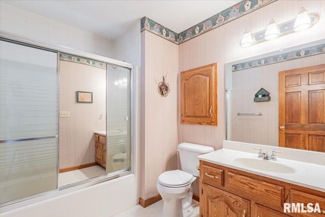 5897 COUNTRY MEADOW Lane, Clinton, IL 61727