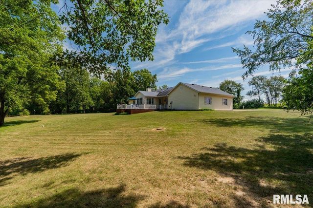 5897 COUNTRY MEADOW Lane, Clinton, IL 61727