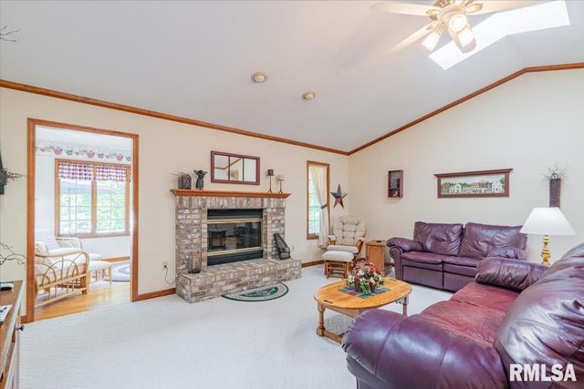 5897 COUNTRY MEADOW Lane, Clinton, IL 61727