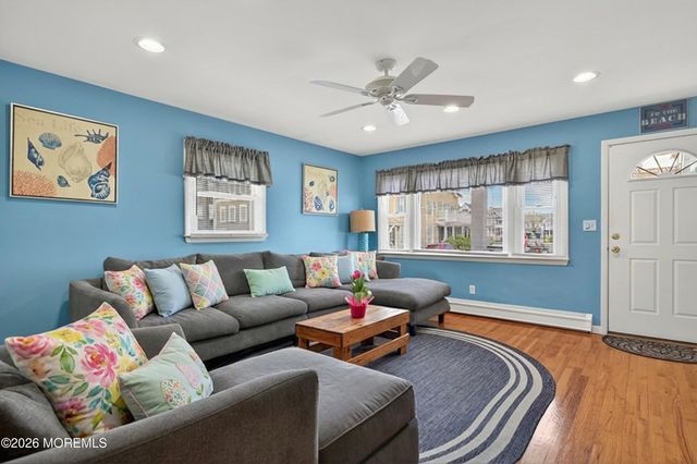 20 Mcclintock Street, Ocean Grove, NJ 07756