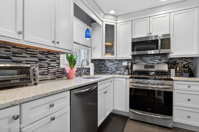 20 Mcclintock Street, Ocean Grove, NJ 07756