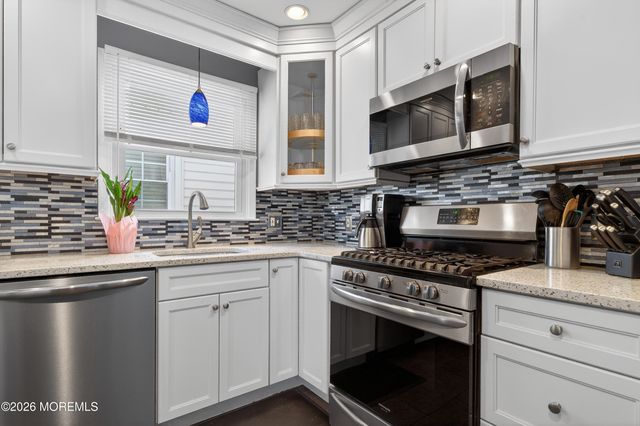 20 Mcclintock Street, Ocean Grove, NJ 07756