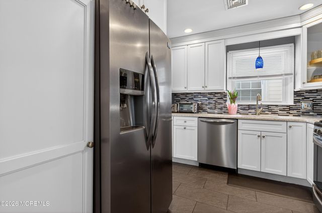 20 Mcclintock Street, Ocean Grove, NJ 07756
