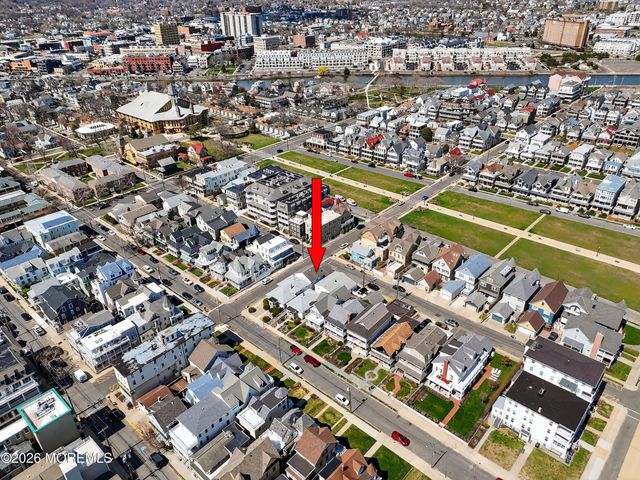 20 Mcclintock Street, Ocean Grove, NJ 07756