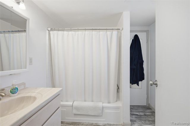 33231 Fargo Street, Livonia, MI 48152