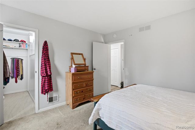 33231 Fargo Street, Livonia, MI 48152