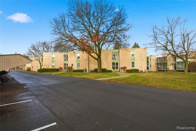 33231 Fargo Street, Livonia, MI 48152