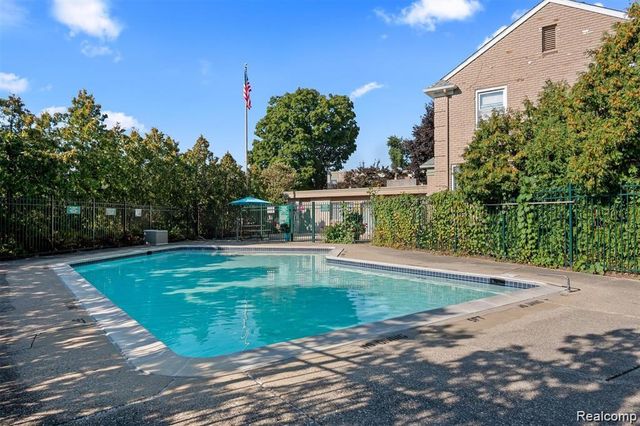 33231 Fargo Street, Livonia, MI 48152