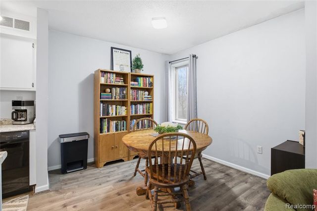 33231 Fargo Street, Livonia, MI 48152