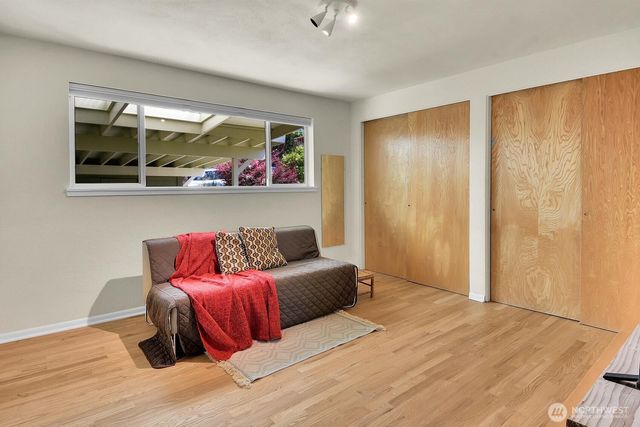 4802 24th Place S, Seattle, WA 98108