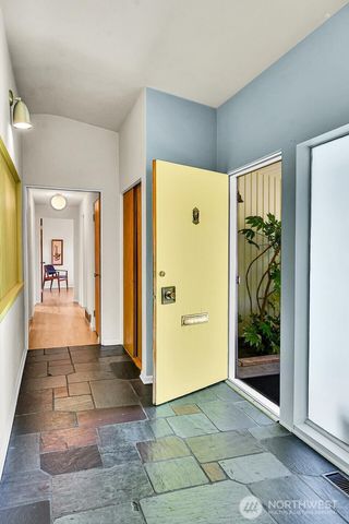 4802 24th Place S, Seattle, WA 98108