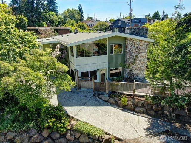 4802 24th Place S, Seattle, WA 98108