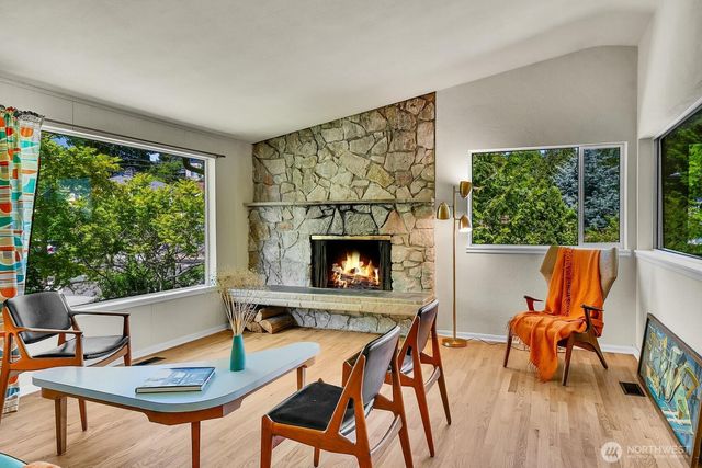 4802 24th Place S, Seattle, WA 98108