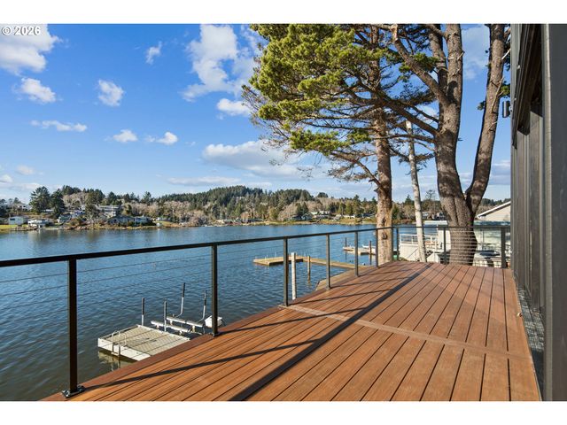 3403 Ne JOHNS Loop, Neotsu, OR 97364