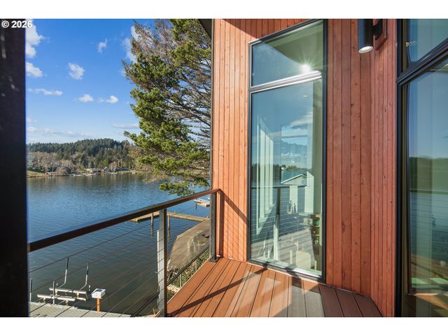 3403 Ne JOHNS Loop, Neotsu, OR 97364