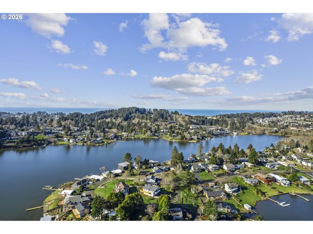 3403 Ne JOHNS Loop, Neotsu, OR 97364