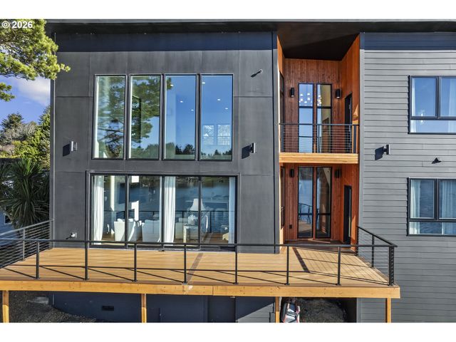 3403 Ne JOHNS Loop, Neotsu, OR 97364