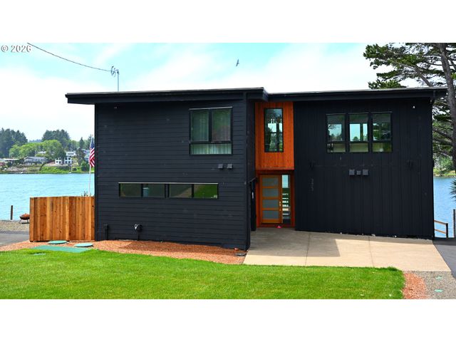 3403 Ne JOHNS Loop, Neotsu, OR 97364
