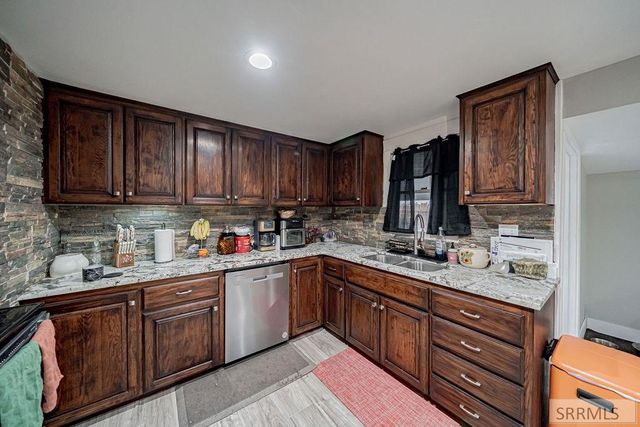 6958 N 25th East, Idaho Falls, ID 83401