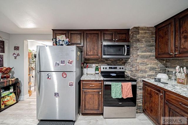 6958 N 25th East, Idaho Falls, ID 83401