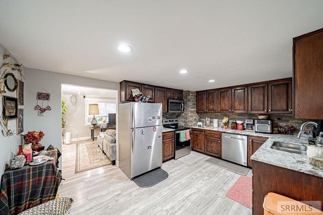 6958 N 25th East, Idaho Falls, ID 83401