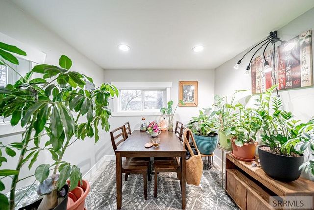 6958 N 25th East, Idaho Falls, ID 83401